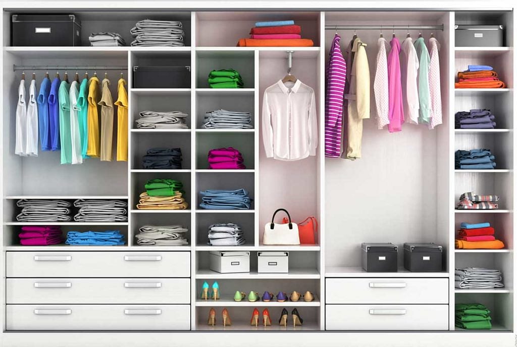 Come Organizzare l'Armadio: La Guida Definitiva per un Guardaroba Perfetto