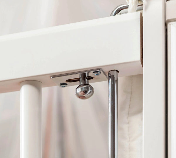 Habitación completa Baby Romantic: cuna convertible, armario de 2 puertas y cómoda con espejo + colchón de regalo