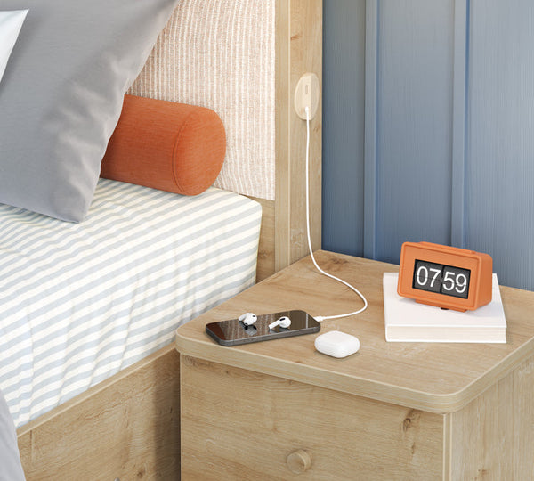 Letto rivestito in mocha