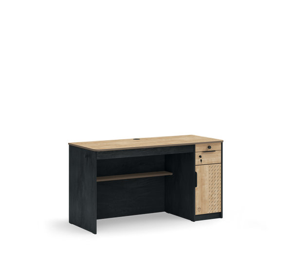 Großer schwarzer Schreibtisch