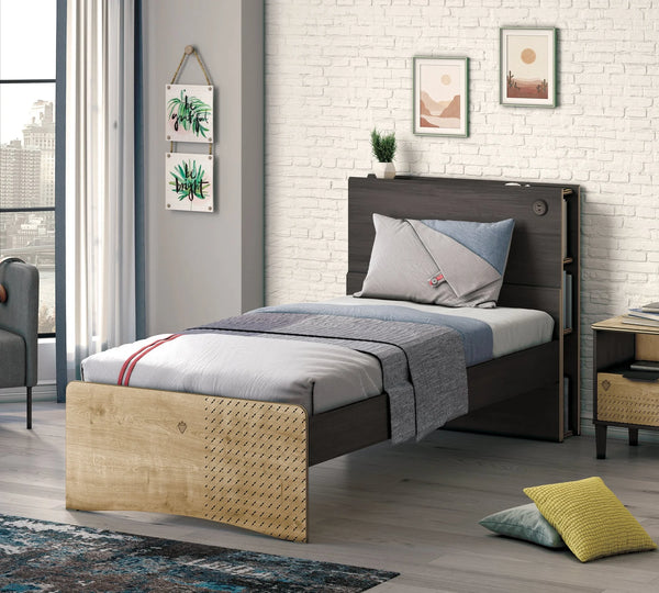 Dormitorio completo Black: Cama, Armario 3 Puertas Line y Escritorio con Unidad + Colchón de Regalo