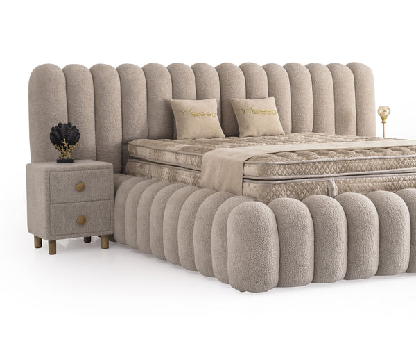 Letto Matrimoniale Marsel in Tessuto Bouclé con Effetto Nuvola