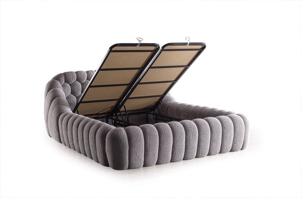 Letto Matrimoniale Graz in Tessuto Bouclé con Design a Coste