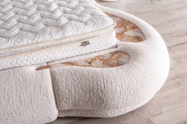 Letto Matrimoniale Atlantic con Design Asimmetrico e Luce LED Integrata