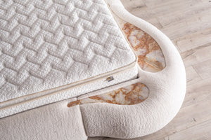 Letto Matrimoniale Atlantic con Design Asimmetrico e Luce LED Integrata