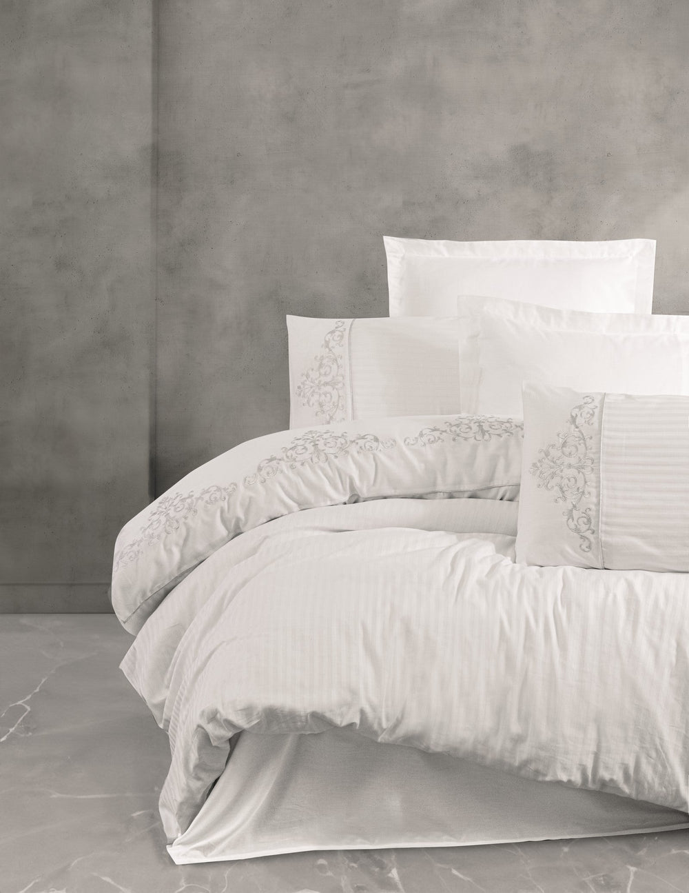 Ricamato Saten Matrimoniale Set Copripiumino Genny Bianco