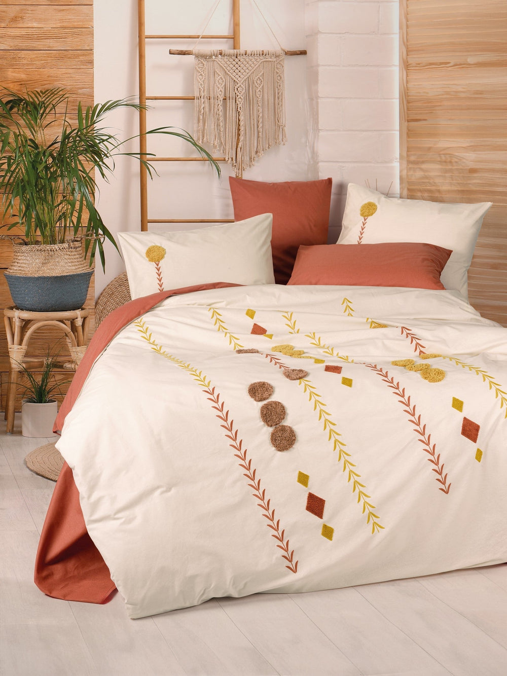 Puff Ricamato Matrimoniale Set Copripiumino Amaris Terracotta