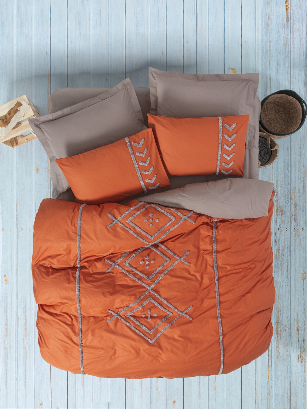 Puff Ricamato Matrimoniale Set Copripiumino Liya Terracotta-Beige