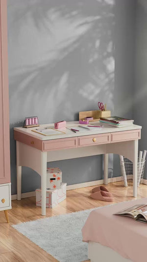 Desk with Elegance Upper Module