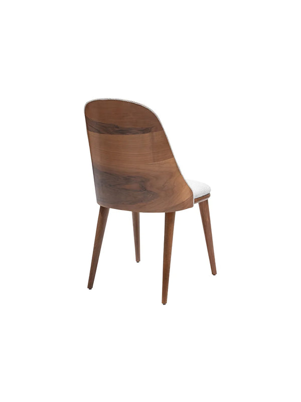 Retro della sedia Wood Crea con scocca in legno dalle venature noce e gambe affusolate