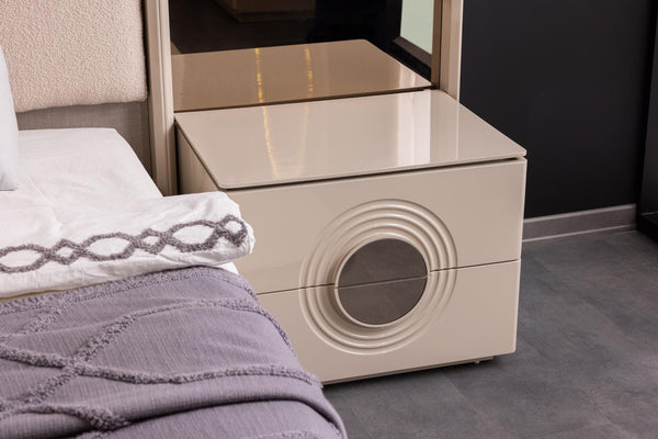 Set Camera Da Letto Panamera: Armadio 6 Ante, Comò, Comodini, Letti 160/180 Cm, Design Elegante e Spazioso